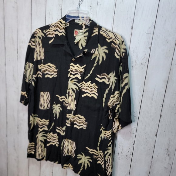 Vintage Hilo Hattie Shirt Mens XL Floral Hawaiian Button Up Black Beige Camp. - Picture 2 of 7